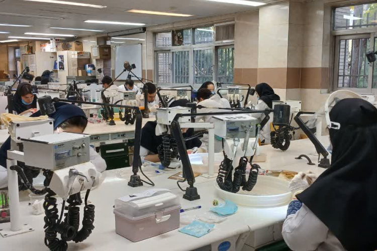 برگزاری مرحله مهارتی آزمون صلاحیت بالینی کلان منطقه ۷ در دانشکده دندانپزشکی دانشگاه علوم پزشکی اصفهان